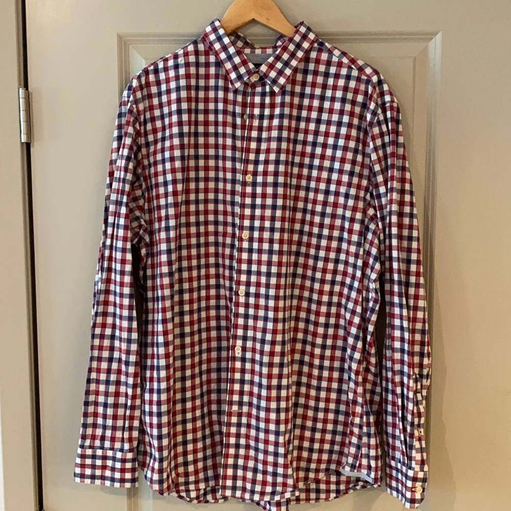 Gently worn Banana Republic Dress/Casual Shirt XL